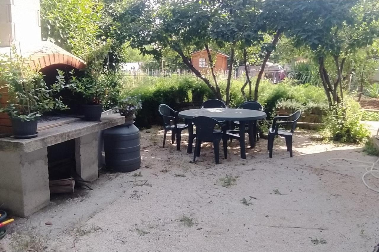 Apartman Greta Sukošan Buitenkant foto